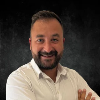 Florian Szefer